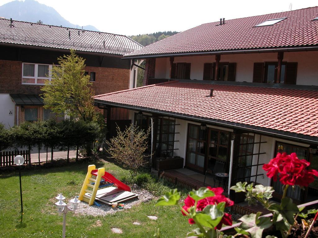 Hotel-Restaurant Zum Hirschhaus Inklusiv Chiemgaukarte Ruhpolding Eksteriør billede