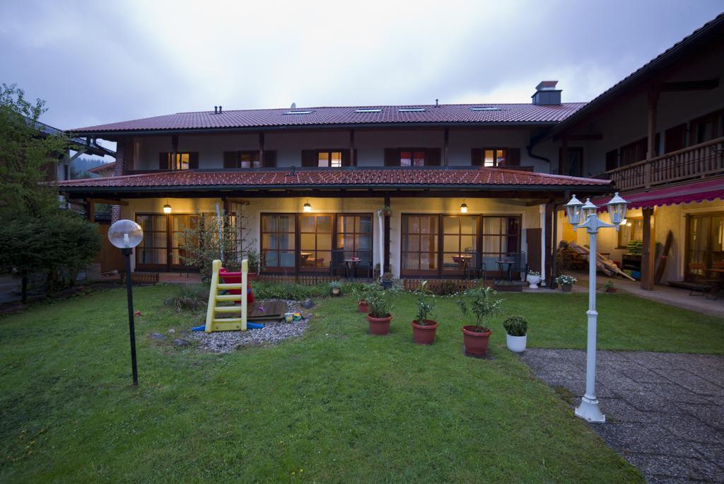 Hotel-Restaurant Zum Hirschhaus Inklusiv Chiemgaukarte Ruhpolding Eksteriør billede
